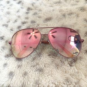 Pink Aviator sunglasses!
